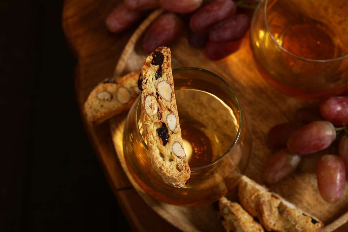 Festive florentine sweet. A Christmas classics.