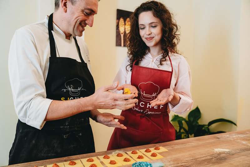 FRESH PASTA AND SAUCES WITH TIRAMISU CLASS - Image 7