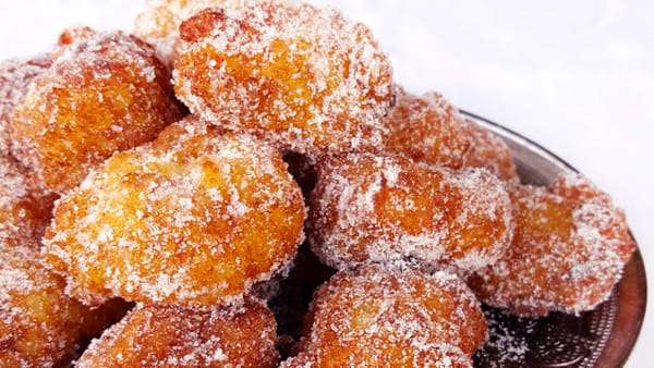 Frittelle di Riso Fiorentine: History, Traditional Recipe, and Regional Variations