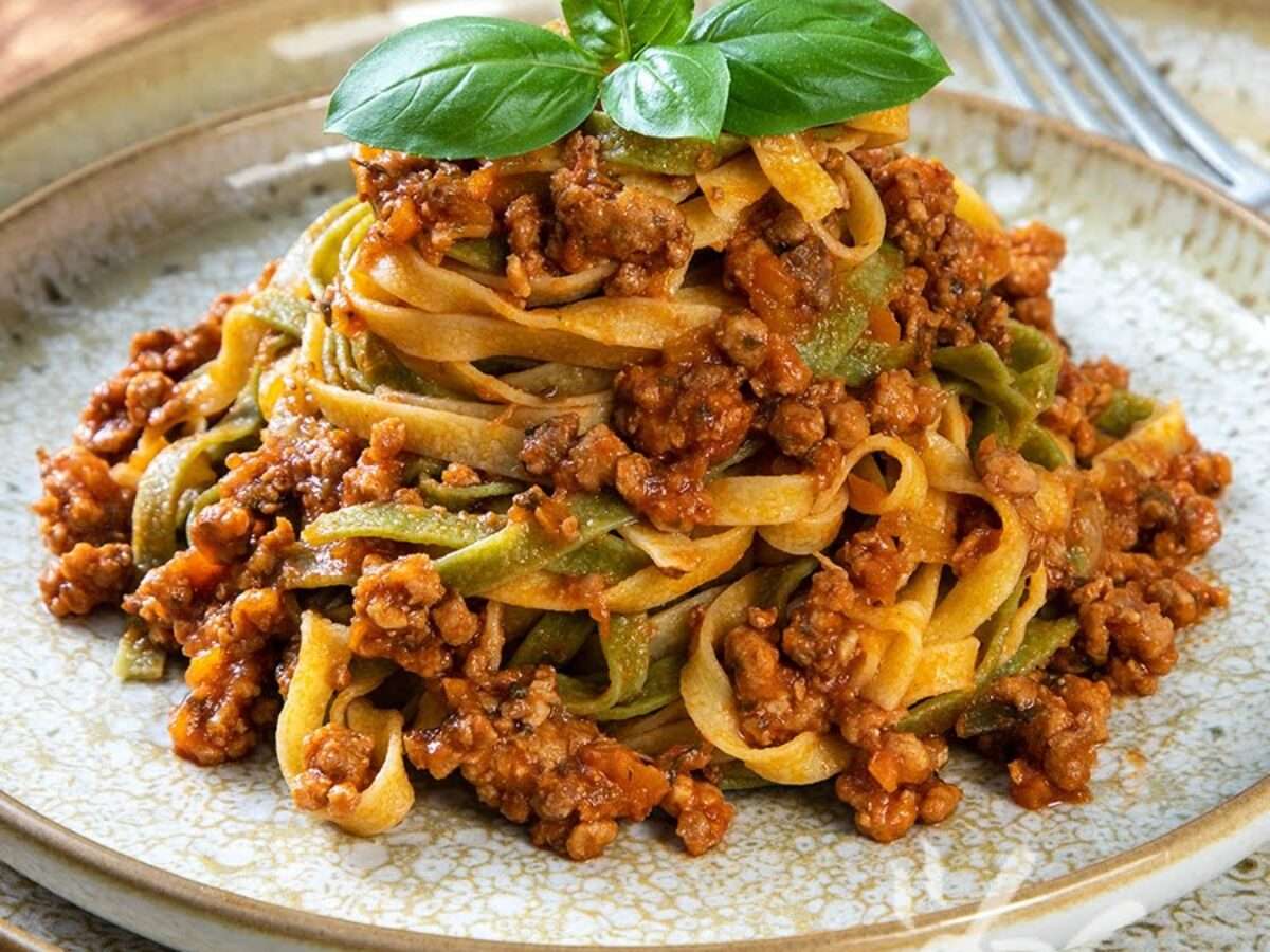 Paglia e Fieno: The History and Recipe of Tuscany's Beloved Pasta Dish
