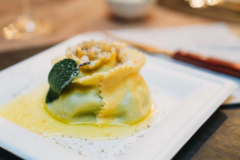 MICHELIN-STARRED CHEF'S SENSATIONAL COOKING CLASS - Image 6