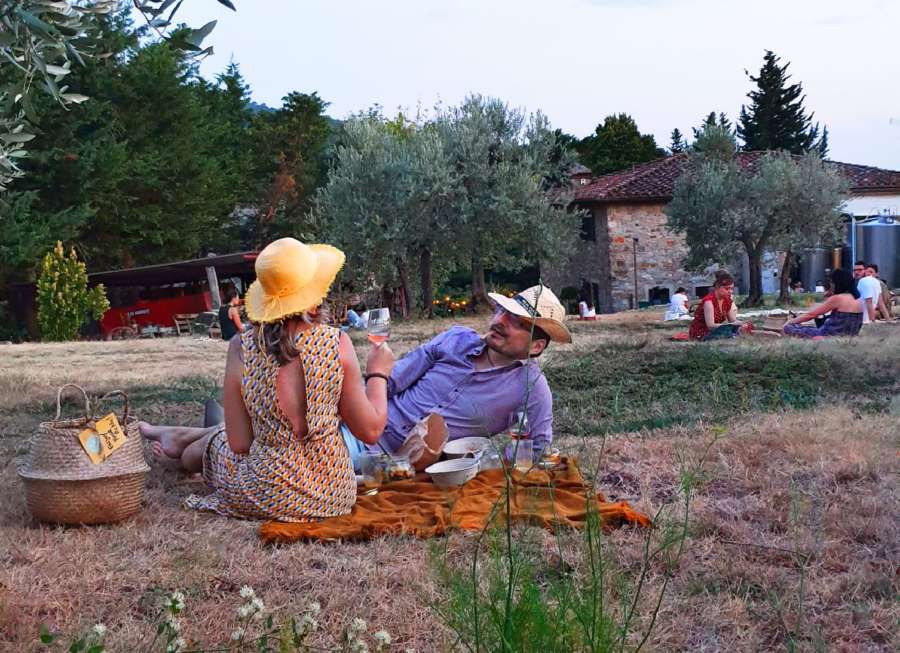 Picnic in Tuscany: Ideal Traditional Dishes to Enjoy Outdoors