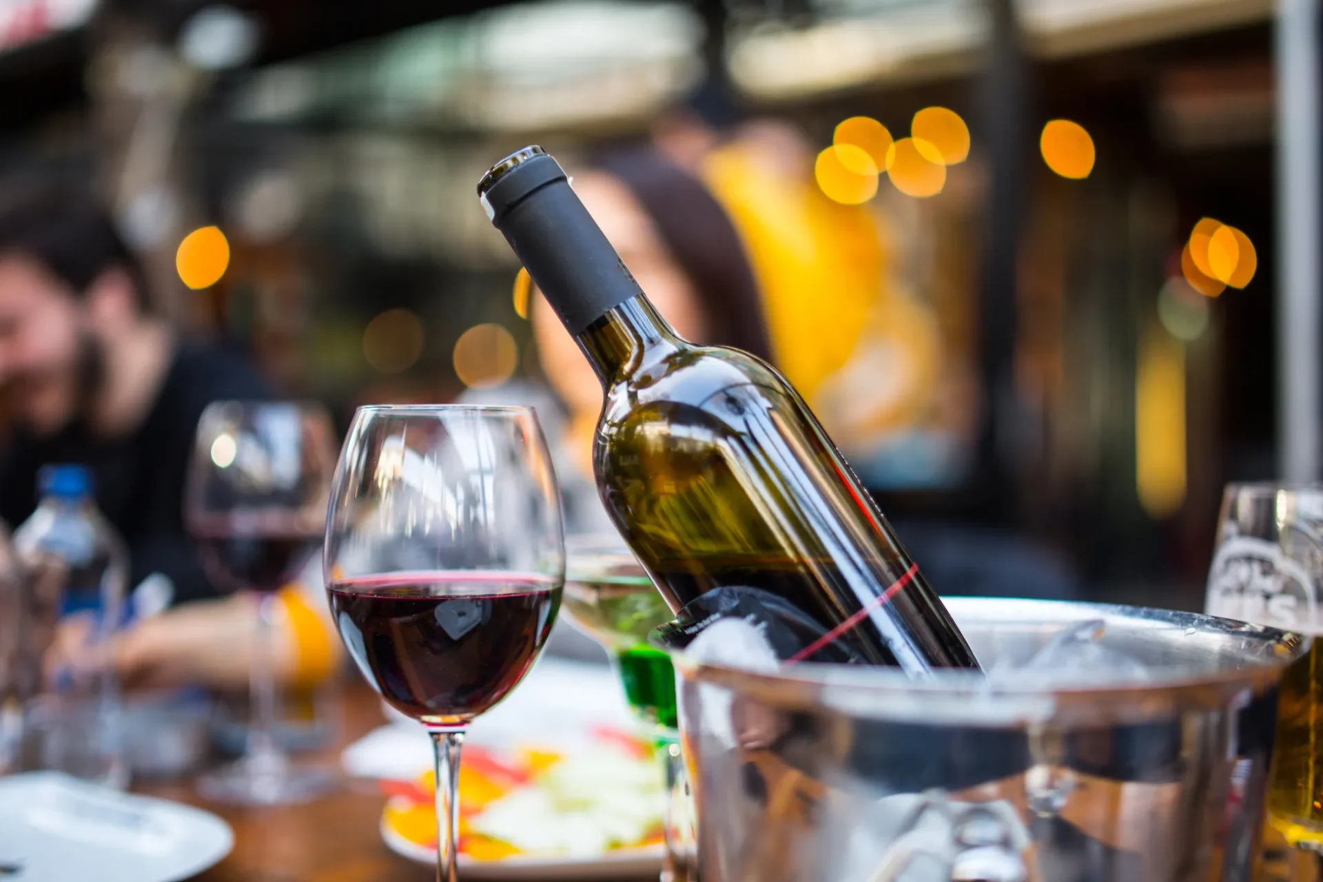 Chilled Red Wine: Varieties and Styles to Savor This Summer