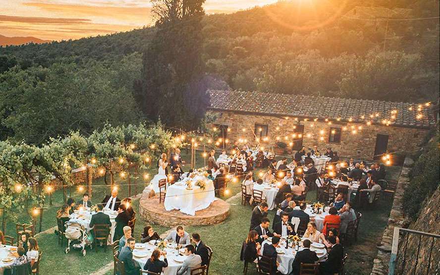 For couples dreaming of a traditional Tuscan wedding, the menu becomes one of the most important parts of the experience with authentic dishes from the tradition.